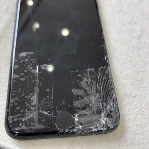 iPhone7液晶割れ