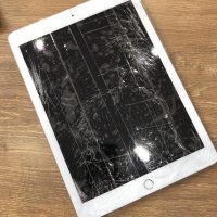 iPad6ガラス割れ